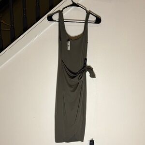 Elegant Olive Green Sleeveless Dress